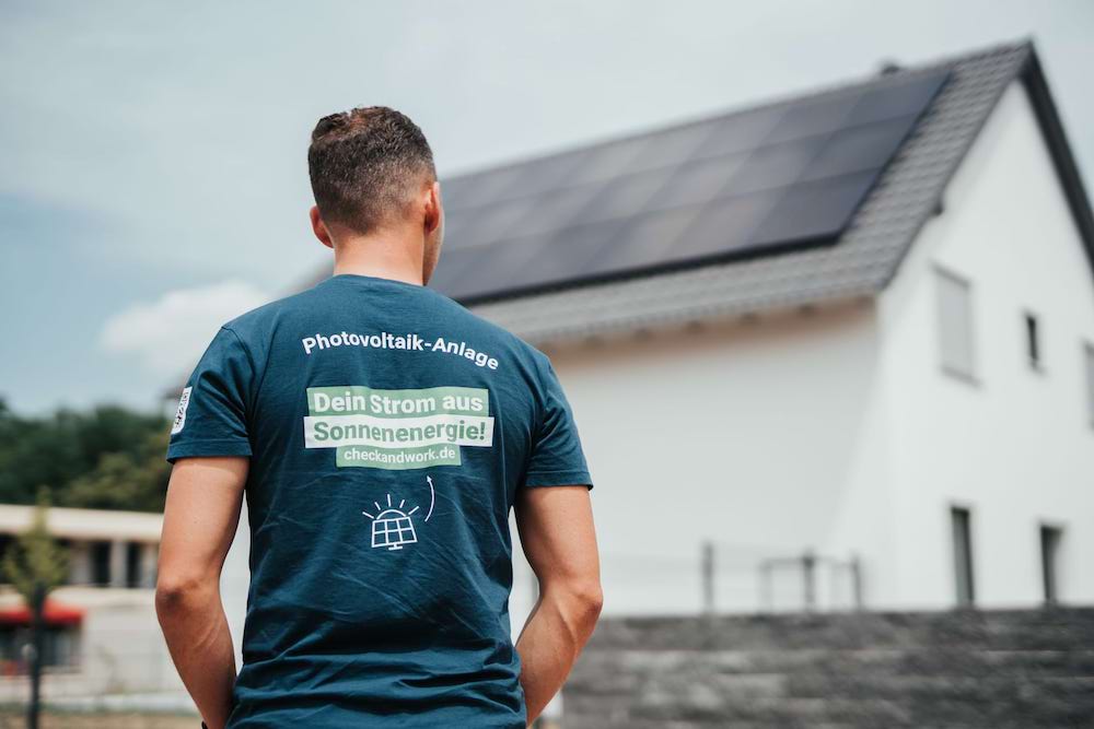 Solaranlagen Installateur - Photovoltaikanbieter in der Nähe Bobenheim-Roxheim - CHECK AND WORK GmbH
