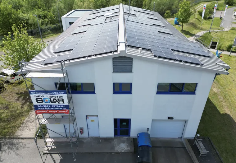 Photovoltaik Anbieter - New LightTec Solar GmbH
