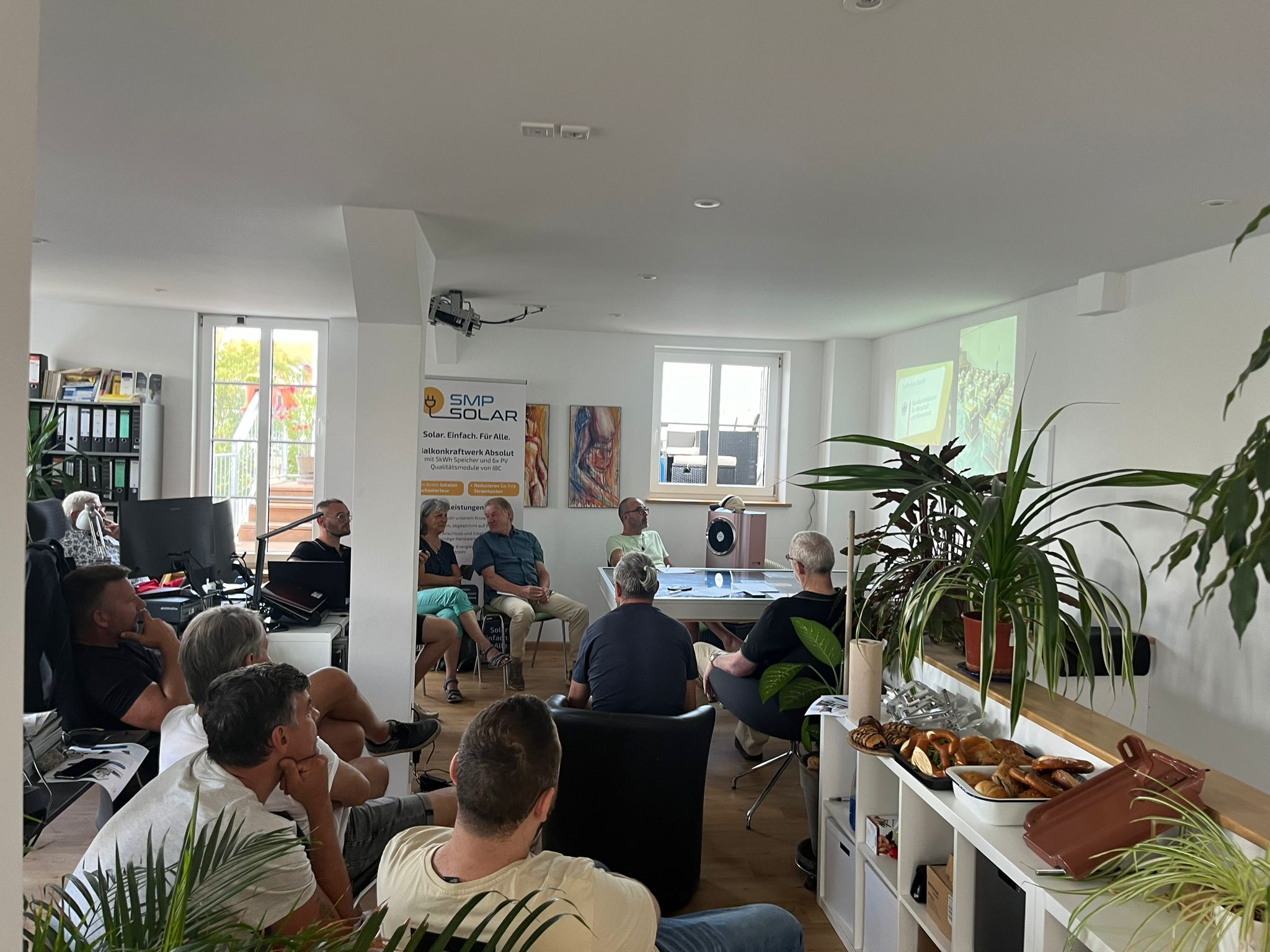 Photovoltaik Anbieter - SMP Solar Schulung - SMP Solar Energy GmbH