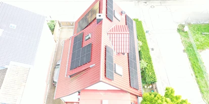 Photovoltaik Anbieter - Schönborn (Rhein-Lahn-Kreis) - Photovoltaikanlage mit Energiespeichersystem auf einem Einfamilienhaus in 68649 Groß-Rohrheim - BIBER SolarKonzept GmbH ☀