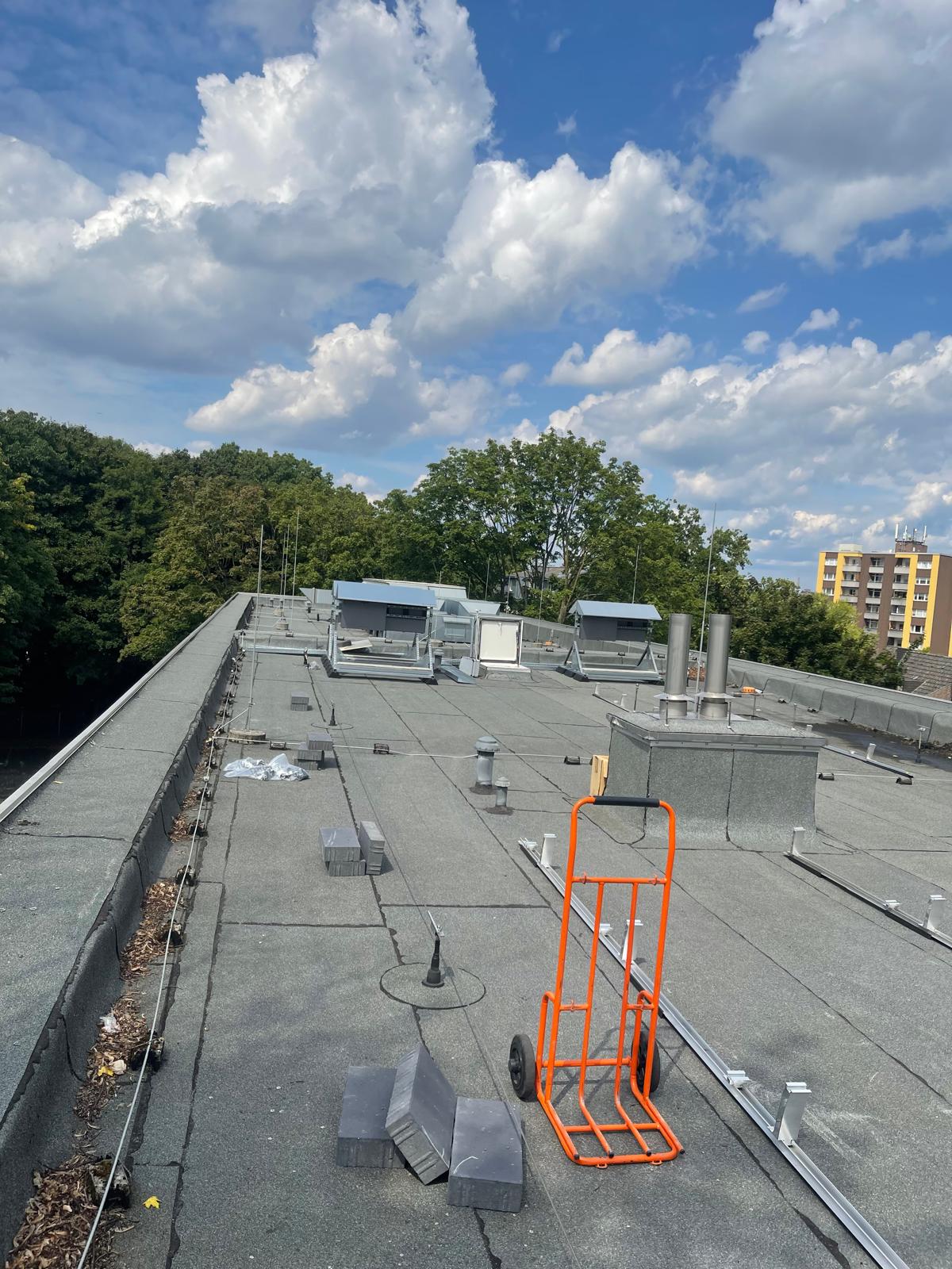 Solaranlagen Installateur: SMS Solar und Dachtechnik GmbH