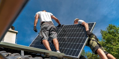 Photovoltaik Anbieter - Hückeswagen - Solaraero: Photovoltaik Fachunternehmen in Köln, Bonn, Dormagen, Neuss, Leverkusen, Rodenkirchen, Hahnwald, Marienburg, Sürth, Bergisch Gladbach, Porz, Hürth, Lindenthal - Solaraero GmbH