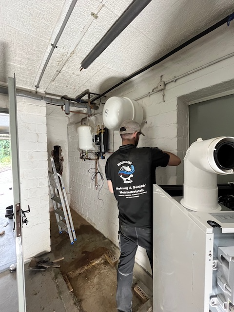 Photovoltaik Anbieter - Typen: Hybrid-Systeme - Wassermann-Service Heizung&sanitär