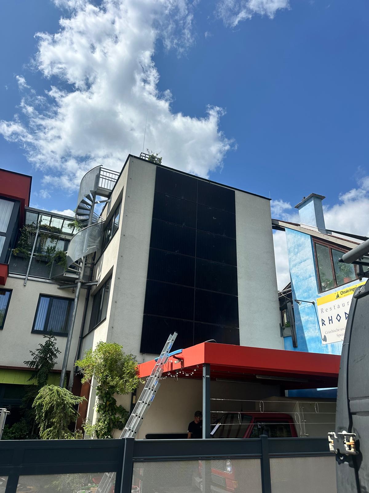 Photovoltaik Anbieter - Fasadenmontage - Elektro Kern WV GmbH