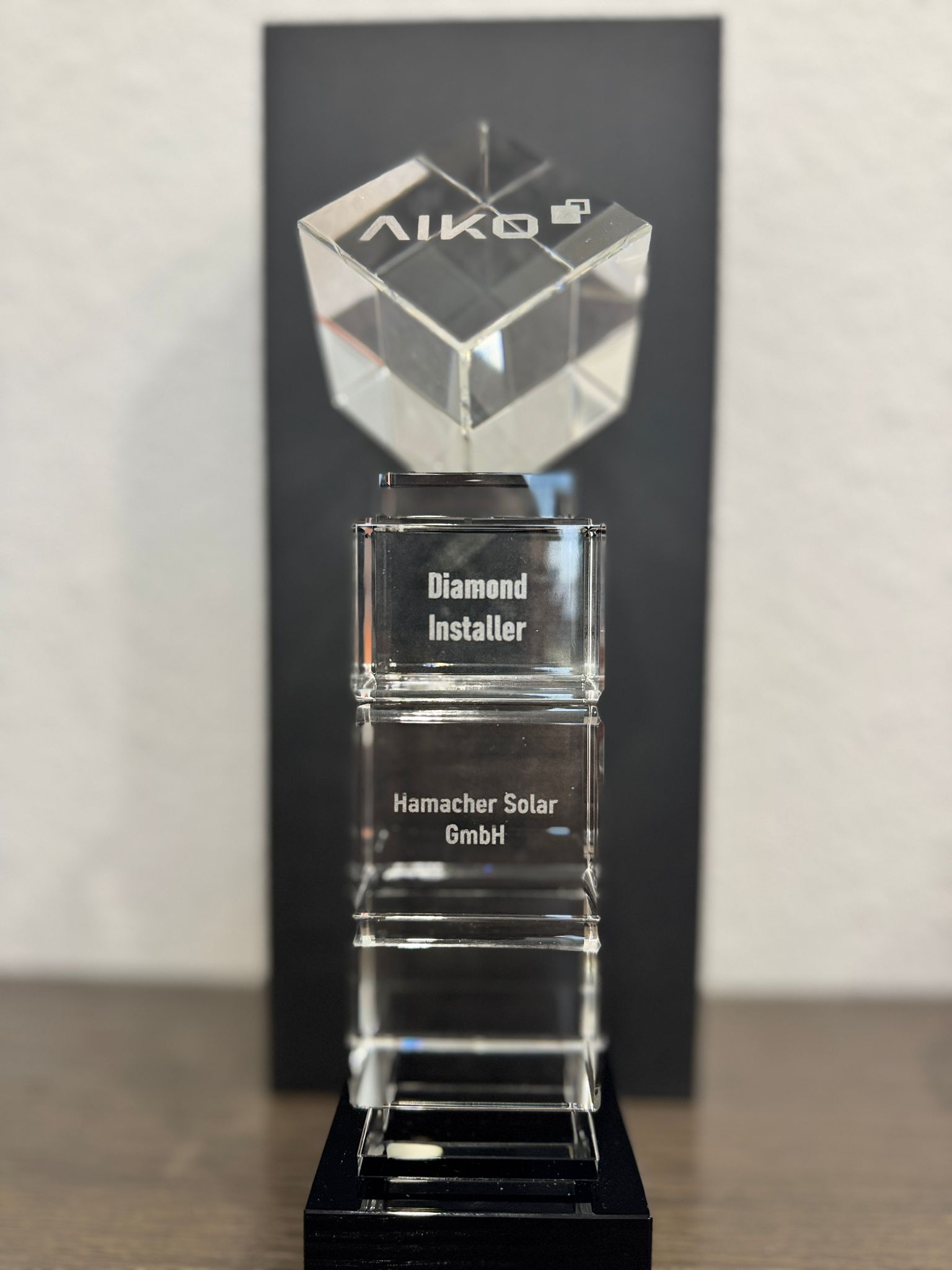 Solaranlagen Installateur: Aiko Diamond-Installer Award - Hamacher Solar GmbH