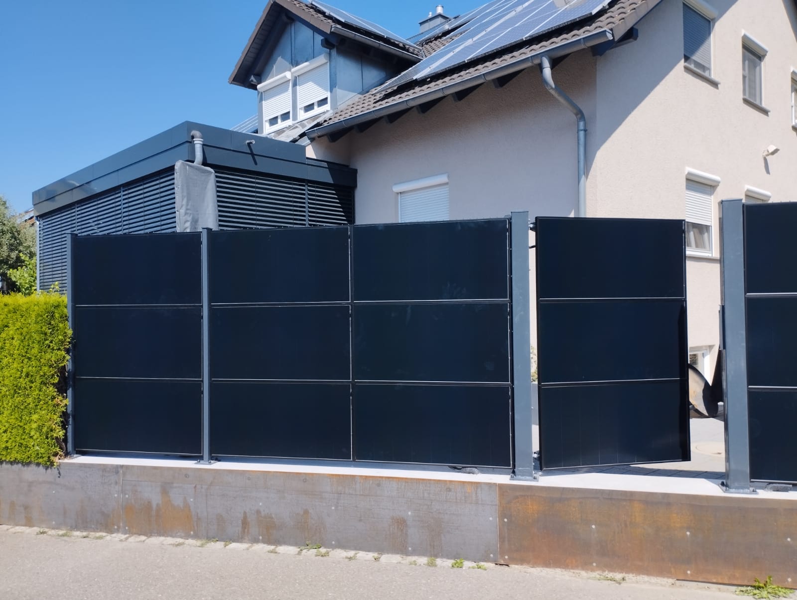 Photovoltaik Anbieter - Waghäusel - SolarZaun  - SolarConsult AG
